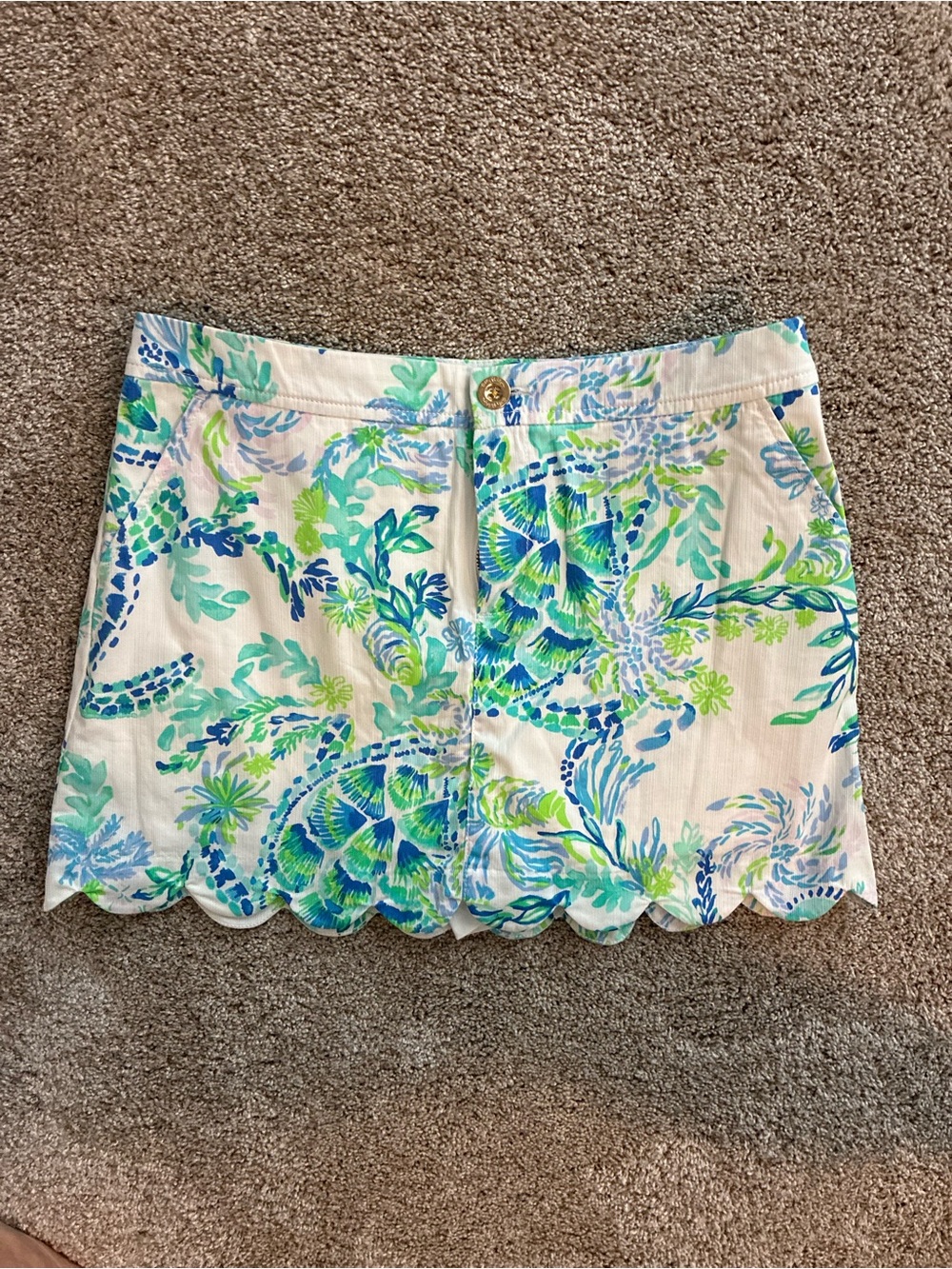 Like new, Lilly Pulitzer White Mini Skirt with Blue & Green Floral Print